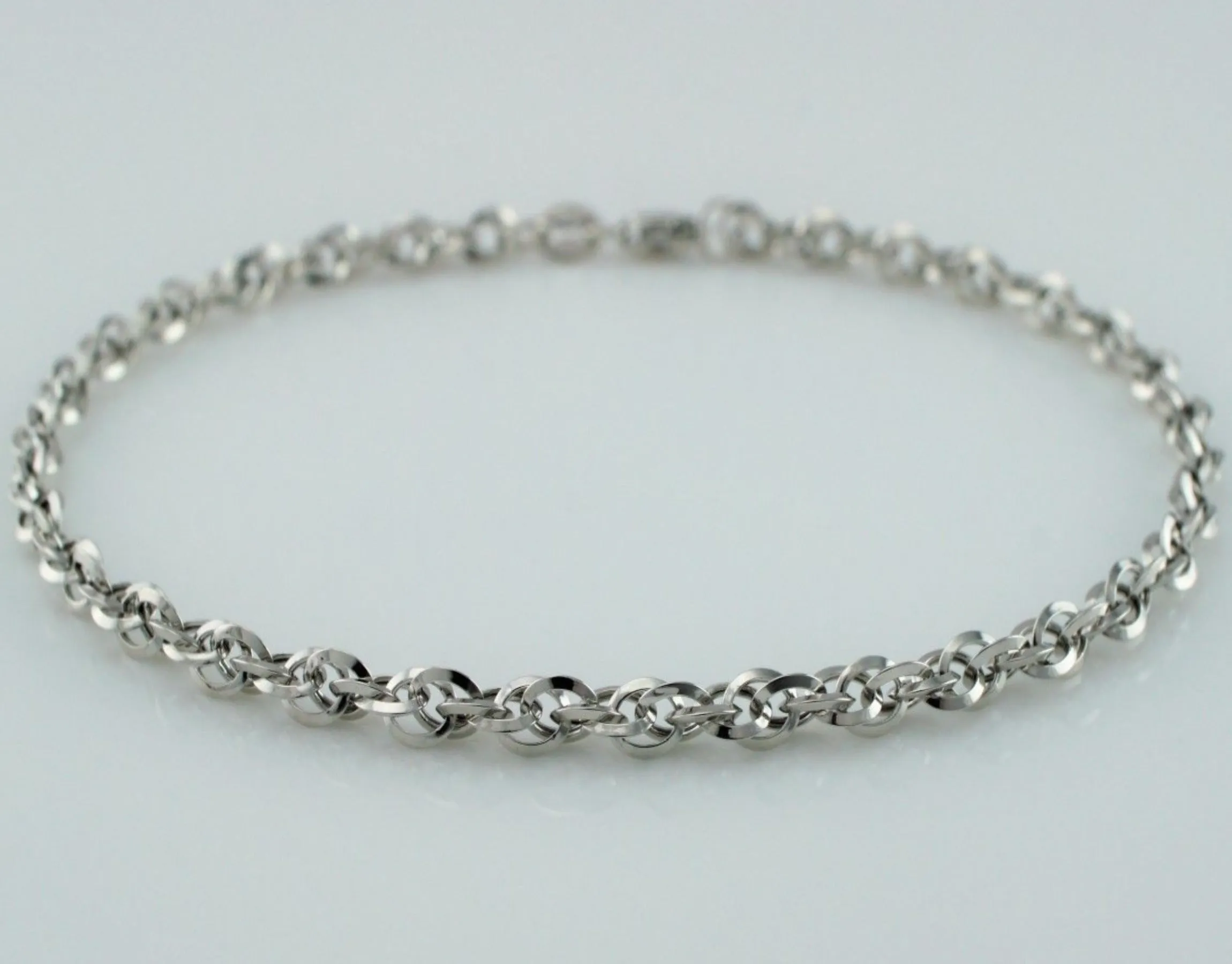 9ct White Gold Diamond Cut Prince Of Wales Bracelet  7.5"