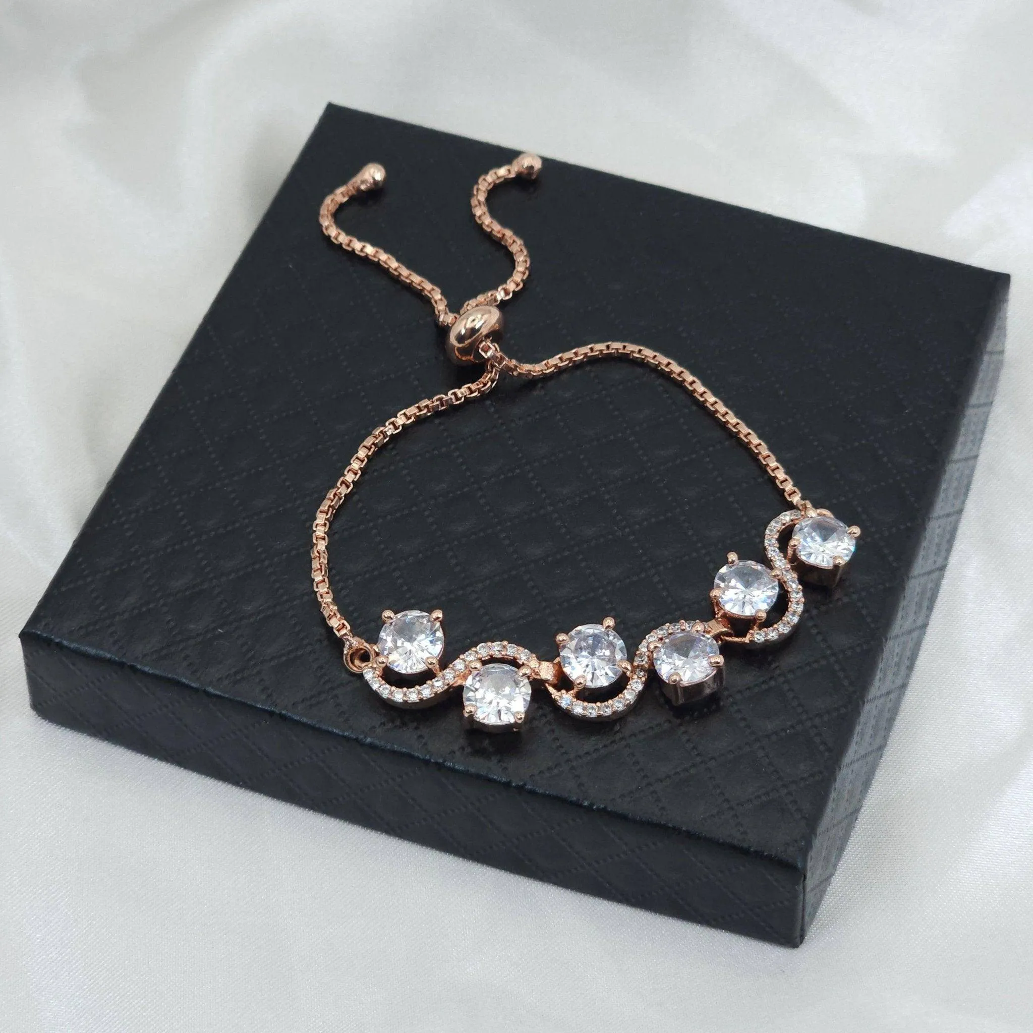 Eena Adjustable Chain Bracelet - Rose Gold