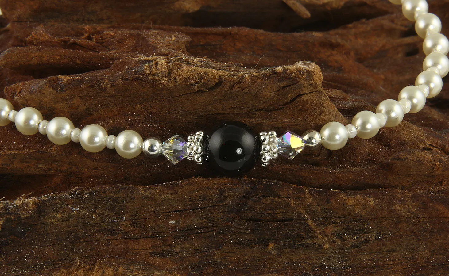 Elegant Black Pearl Beaded Anklet