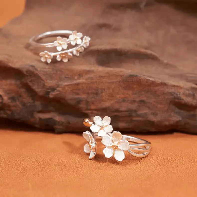 Elegant Floral Ring Set