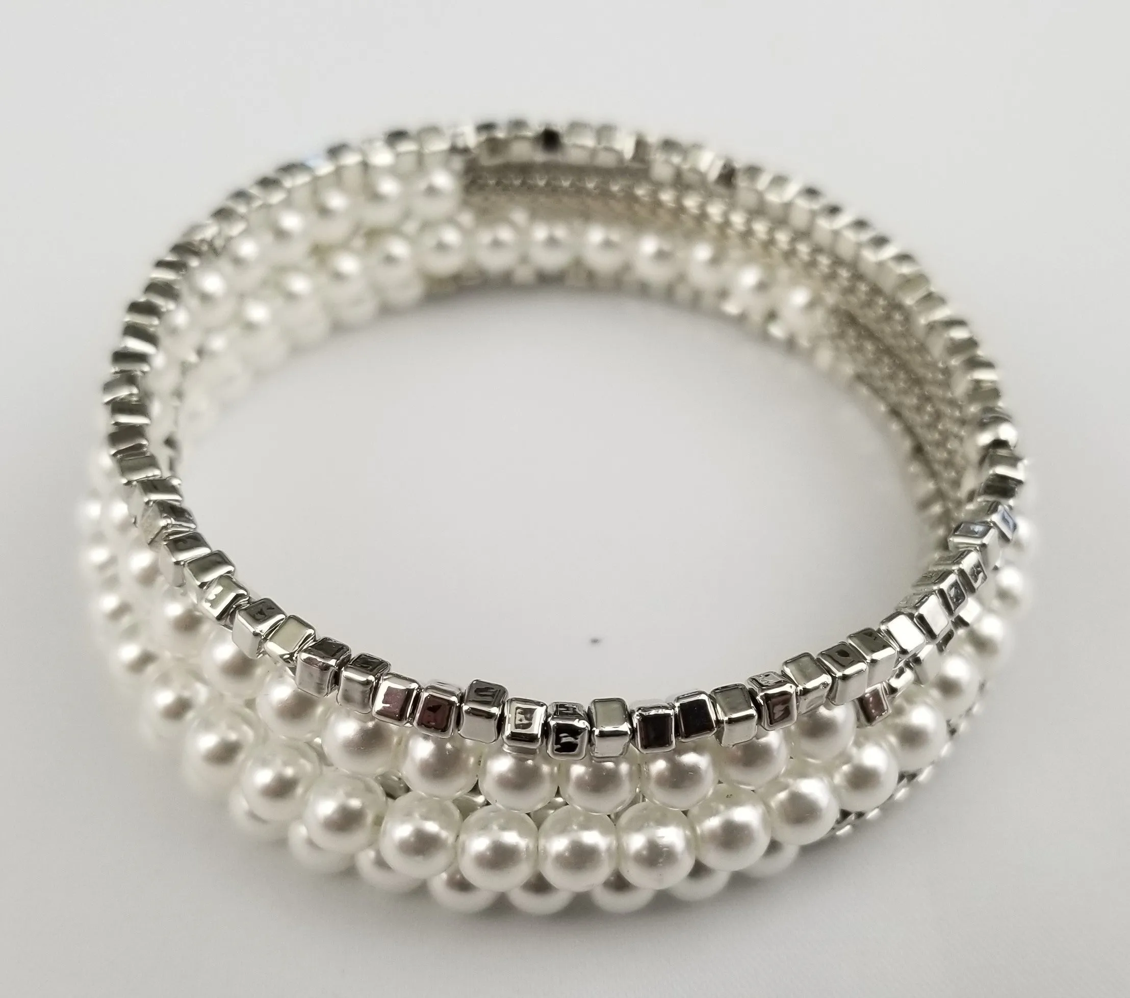 Faux pearl and beaded and box chain bracelet