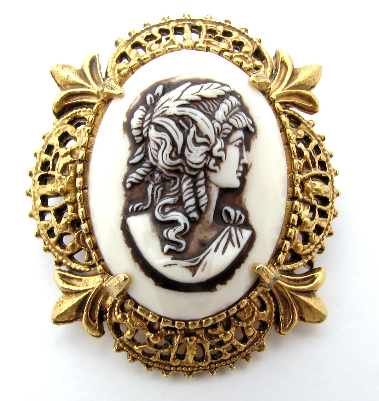 Florenza Cameo Gold Brooch Pin Vintage