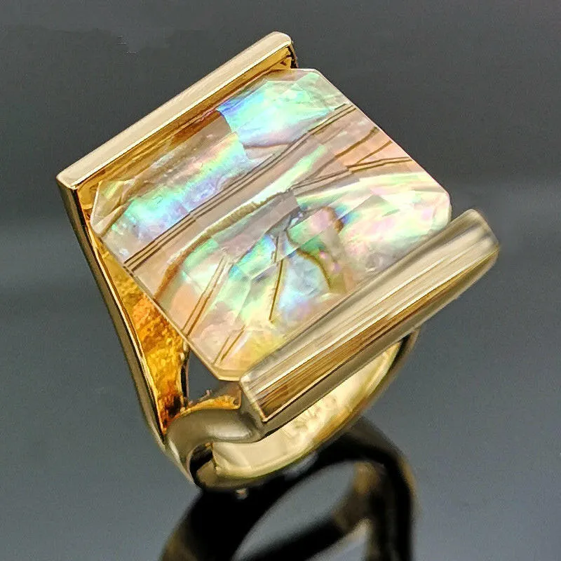 Iridescent Memory Ring