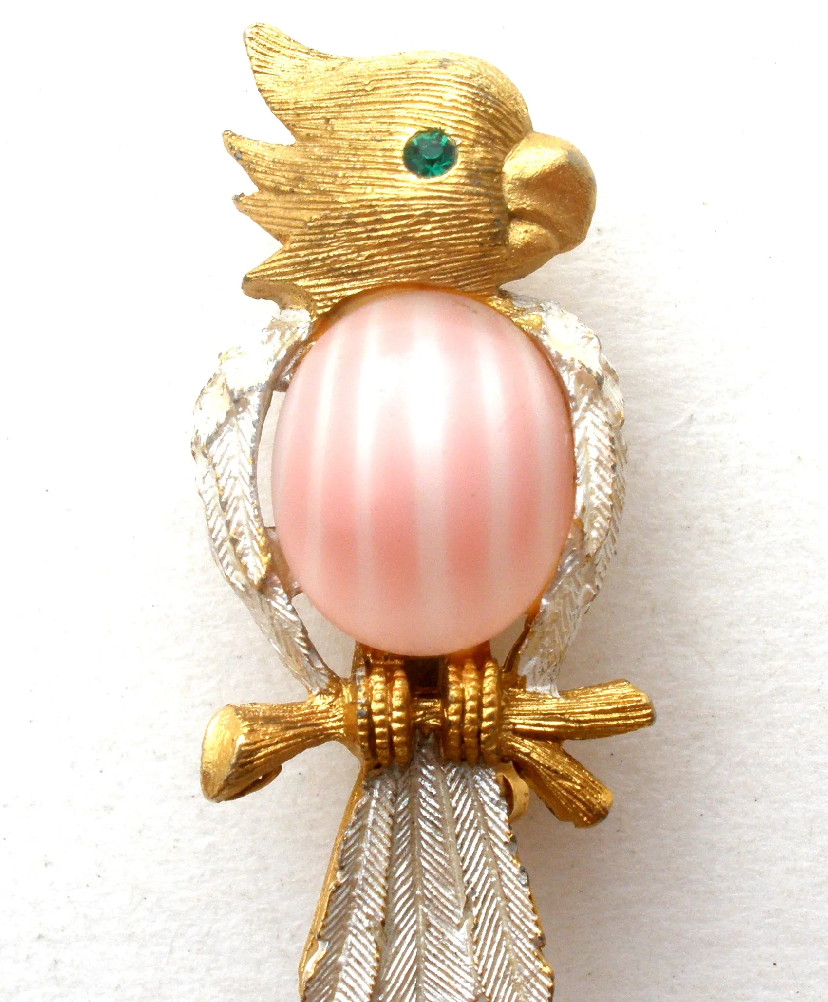 JJ Pink Jelly Belly Parrot Bird Pin Brooch Vintage