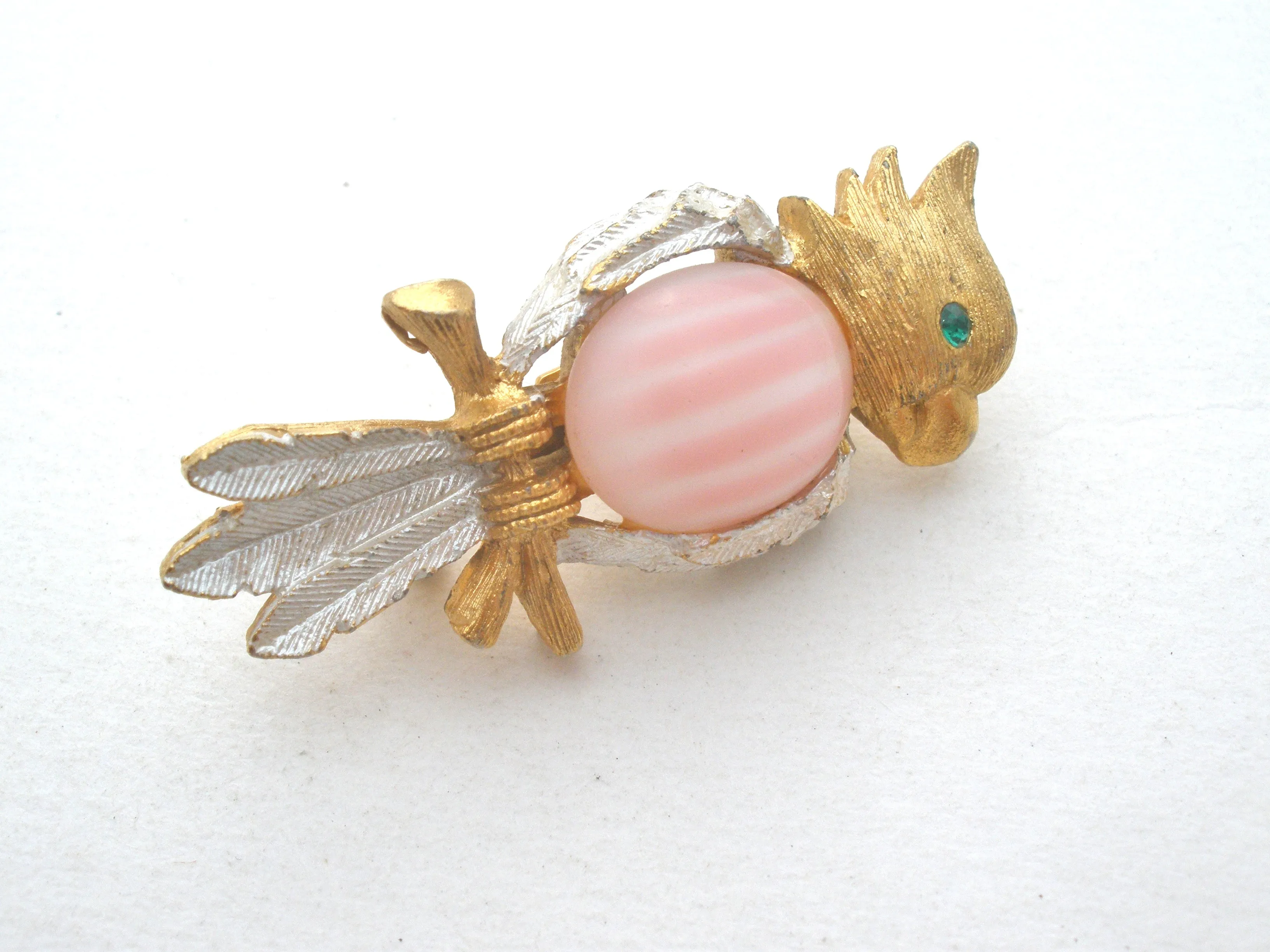 JJ Pink Jelly Belly Parrot Bird Pin Brooch Vintage