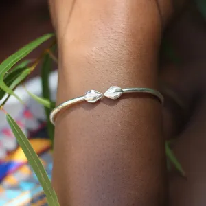 Light Plain Cocoa Pod Bangle