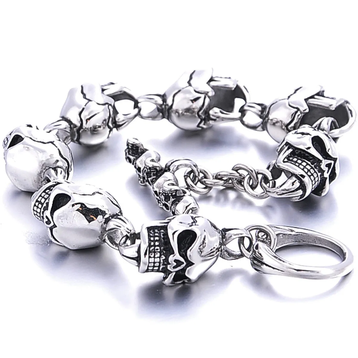 Men Bracelet Jewelry 1PC Men 316L Stainless Steel 7 Skulls Gothic Punk Bracelet For Boyfriend & Girlfriend Accessories Gift