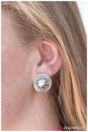 Paparazzi Earring ~ Next Top Model - Silver