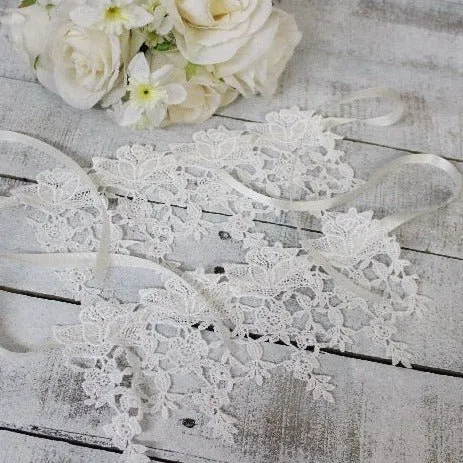 ROSE TRELLIS  lace  bridal  anklets cream