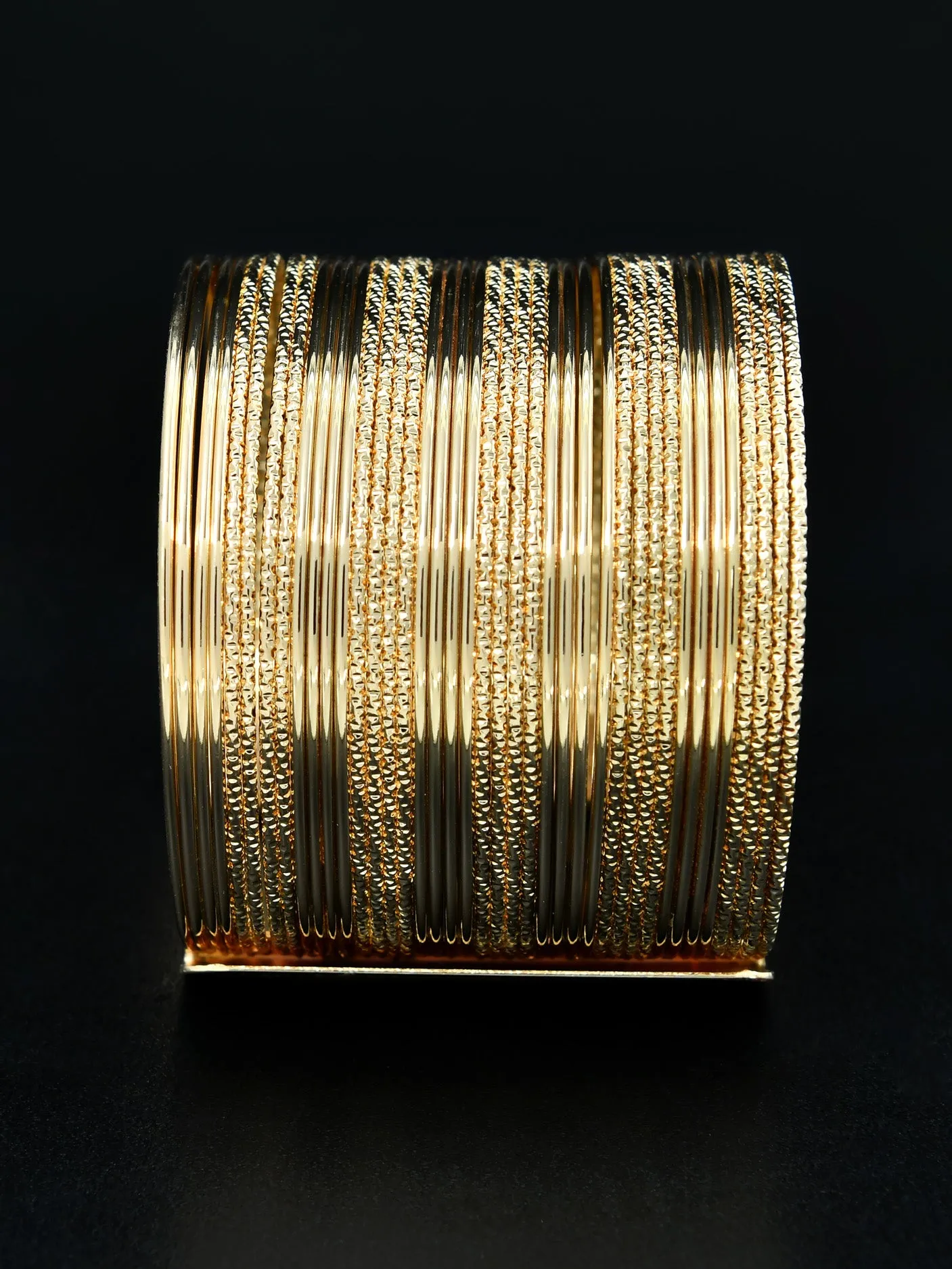 Shiny Wired Cuff