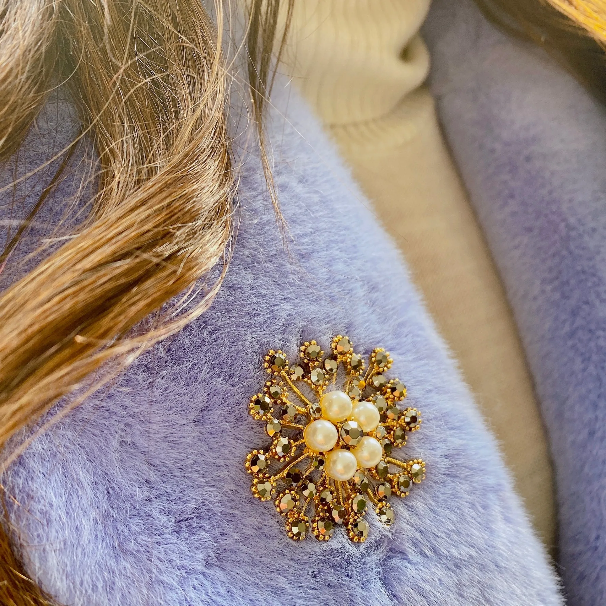 Vintage Brooch with Pearl and Crystal - As Seen with Gok